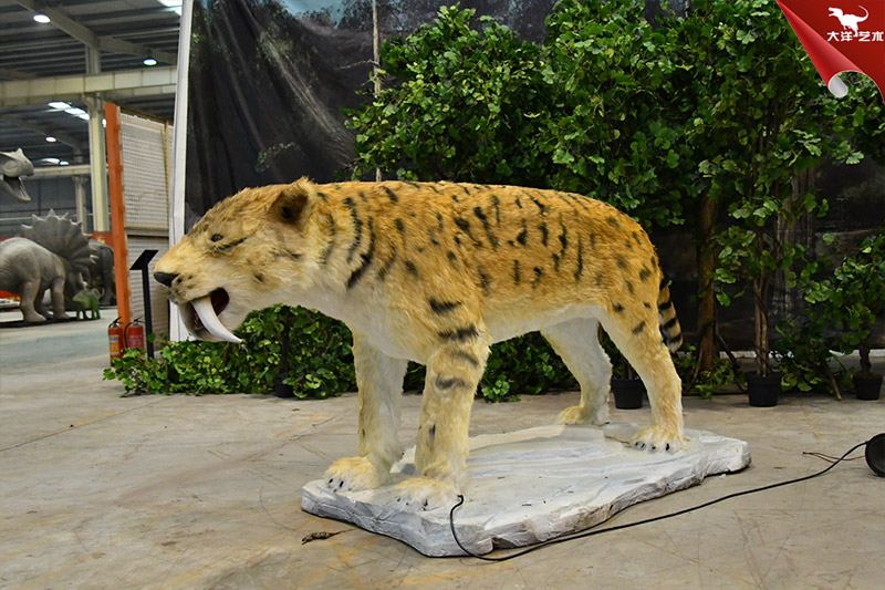 仿真動(dòng)物-劍齒虎