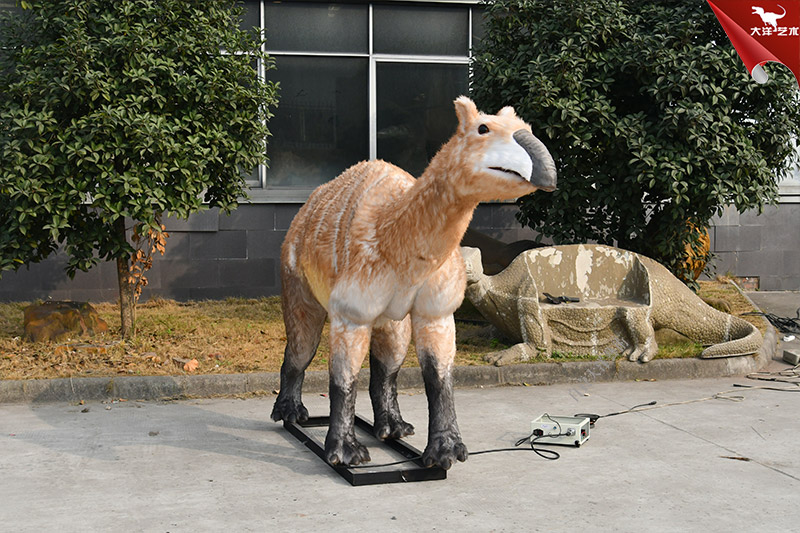 長頸駝遠(yuǎn)古仿真動(dòng)物模型制作